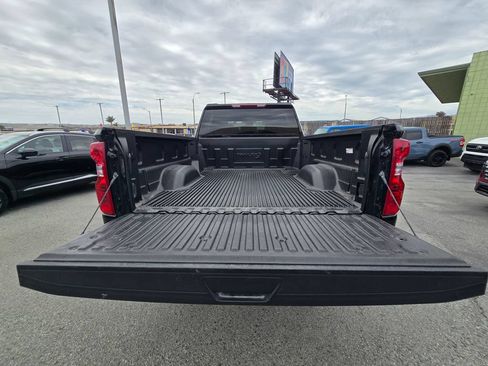 Used 2025 Chevrolet Silverado 2500 LT w/ Convenience Package AWD/4WD image 10