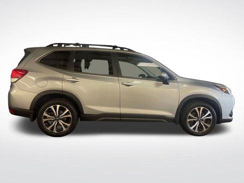 Certified 2023 Subaru Forester Limited AWD/4WD image 7