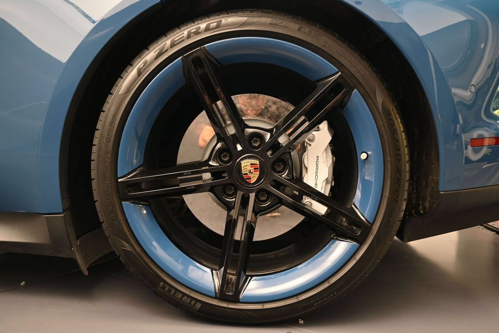 Certified 2023 Porsche Taycan 4S AWD/4WD image 42