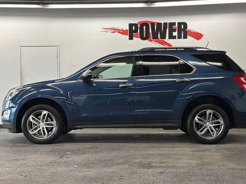 Used 2017 Chevrolet Equinox Premier w/ Enhanced Convenience Package AWD/4WD image 6