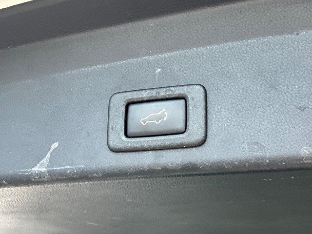 Used 2019 Subaru Ascent Touring AWD/4WD image 41