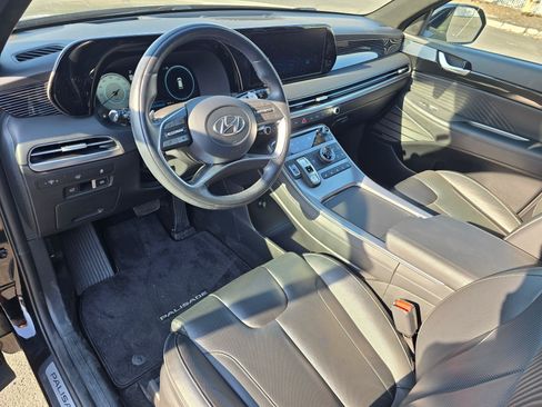 Used 2023 Hyundai Palisade Calligraphy AWD/4WD image 2