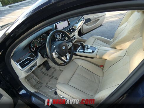 Used 2016 BMW 750i xDrive AWD/4WD image 64