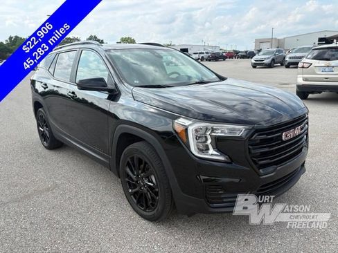 Used 2024 GMC Terrain SLE w/ Driver Convenience Package AWD/4WD image 8