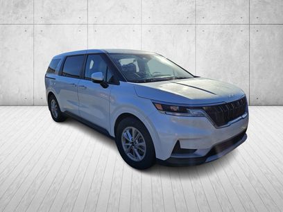 Used 2024 Kia Carnival LX