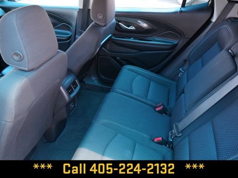 Used 2024 GMC Terrain SLE FWD image 32