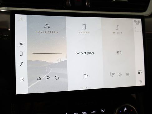 Used 2024 Jaguar F-PACE R-Dynamic S image 47