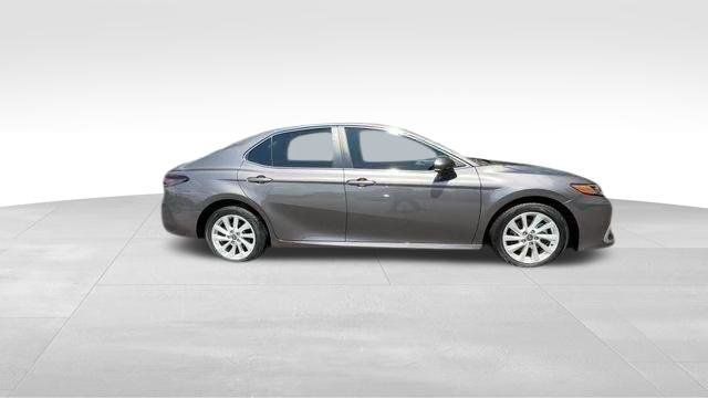 Used 2023 Toyota Camry LE FWD image 24
