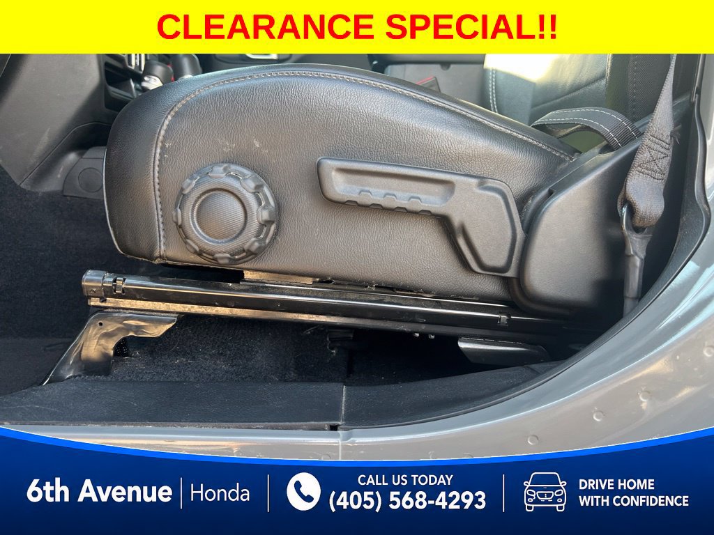 Used 2023 Jeep Wrangler Unlimited Sahara w/ Cold Weather Group AWD/4WD image 14