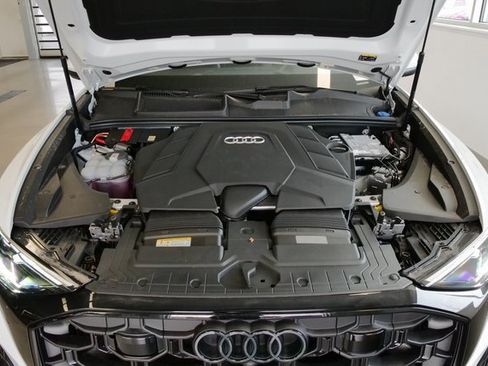 New 2026 Audi Q8 Premium Plus image 9