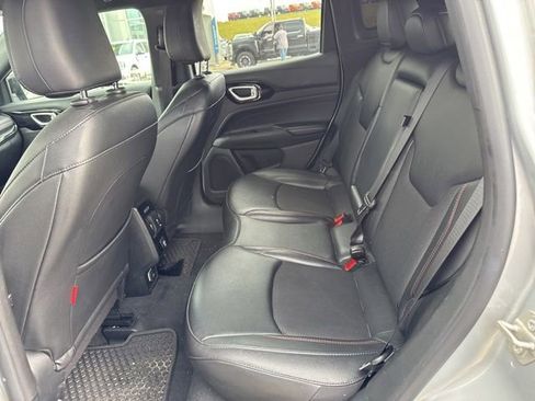 Used 2024 Jeep Compass Trailhawk AWD/4WD image 8