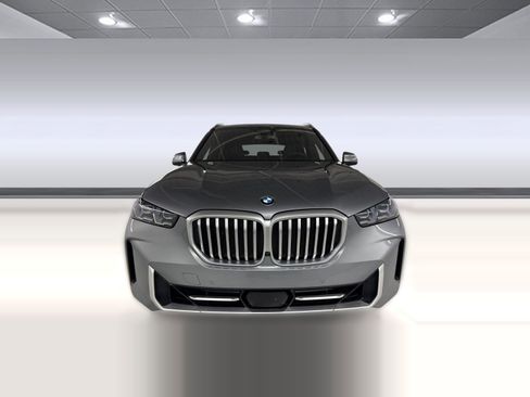 Used 2025 BMW X5 xDrive40i AWD/4WD image 6