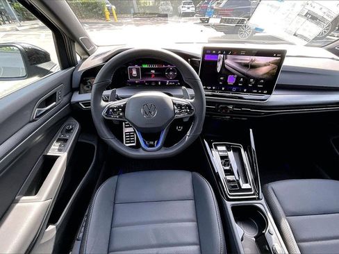 New 2026 Volkswagen Golf image 19