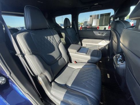 Used 2025 INFINITI QX80 Autograph image 29