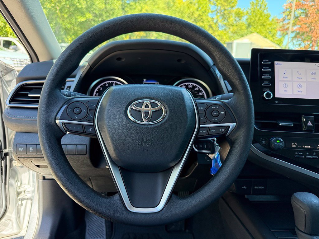 Used 2024 Toyota Camry LE FWD image 12