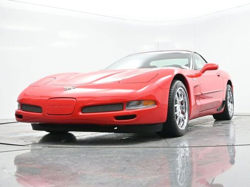 Used 2003 Chevrolet Corvette Z06 w/ Memory Package, 3 Drivers image 38