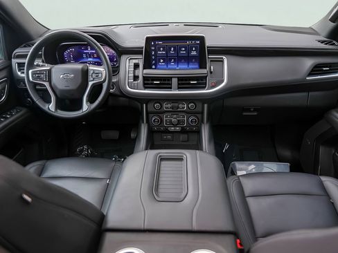 Used 2023 Chevrolet Suburban Z71 w/ Luxury Package AWD/4WD image 29