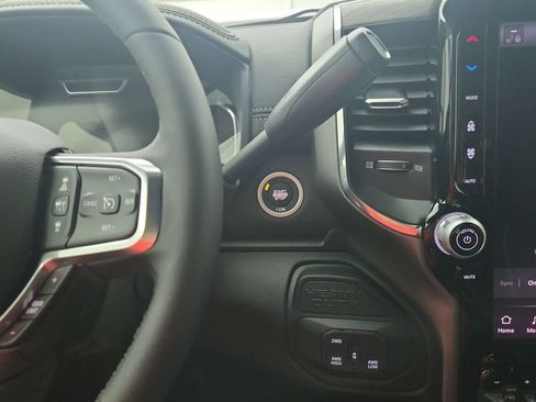 New 2026 RAM 2500 Laramie w/ Sport Appearance Package AWD/4WD image 27