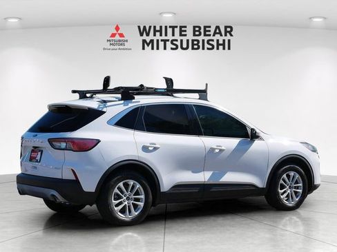 Used 2020 Ford Escape SE FWD image 5