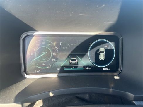 Certified 2022 Hyundai Kona Limited w/ Cargo Package image 15