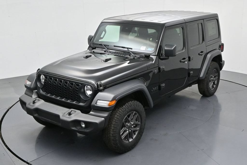 Used 2024 Jeep Wrangler Unlimited Sport AWD/4WD image 44