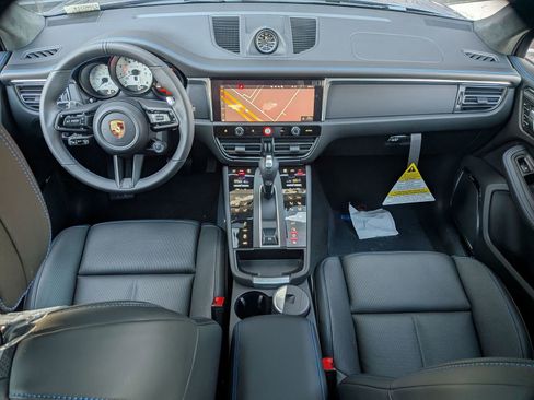 New 2026 Porsche Macan GTS image 23