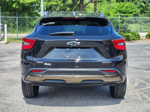 Certified 2025 Chevrolet Trax ACTIV w/ Driver Confidence Package FWD image 6