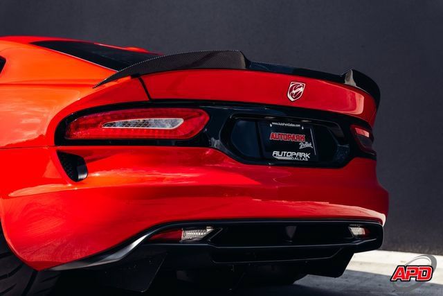 Used 2013 SRT Viper GTS w/ GTS Laguna Interior Pkg RWD image 71