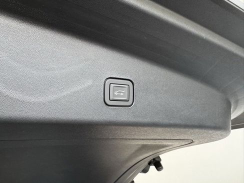 New 2026 Cadillac Vistiq Luxury image 45