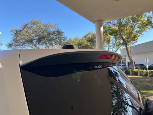 Used 2023 Dodge Durango R/T image 18