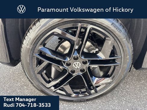 New 2026 Volkswagen Tiguan SE R-Line AWD/4WD image 10