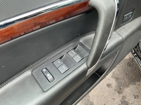 Used 2012 Lincoln MKZ image 12