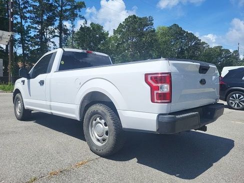 Used 2018 Ford F150 XL w/ Equipment Group 101A Mid RWD image 3