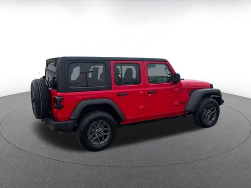 Used 2025 Jeep Wrangler Sport S image 15