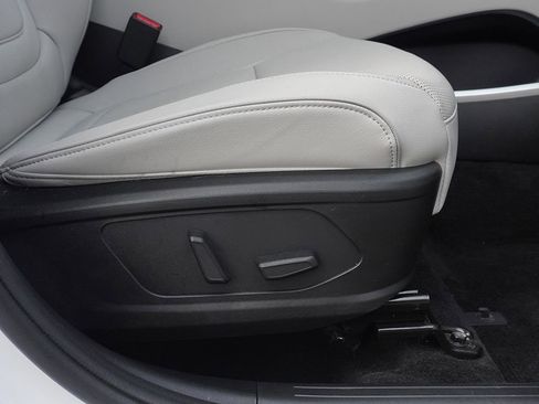 Used 2023 Hyundai Tucson Limited image 30