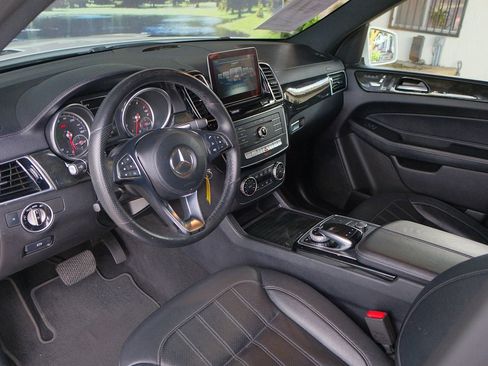 Used 2017 Mercedes-Benz GLS 450 4MATIC w/ Premium Package image 15