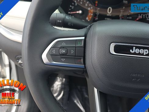 Used 2024 Jeep Compass Limited AWD/4WD image 17