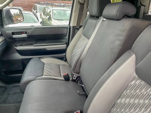 Used 2019 Toyota Tundra SR5 AWD/4WD image 12
