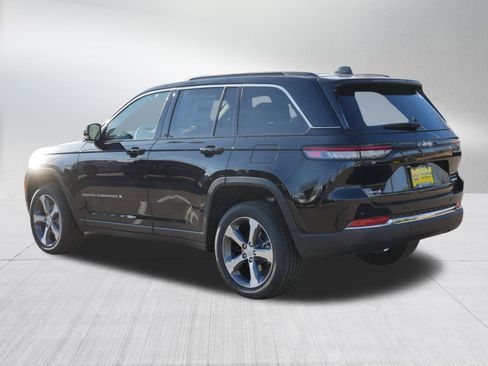 New 2025 Jeep Grand Cherokee Limited w/ Trailer Tow Package image 5