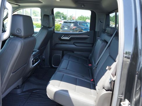 Used 2022 GMC Sierra 1500 SLT w/ SLT Convenience Package AWD/4WD image 20