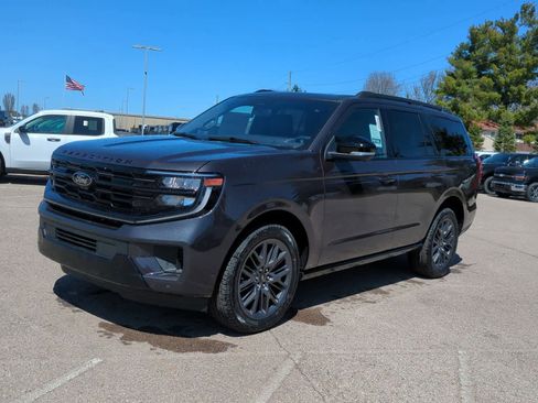 New 2025 Ford Expedition Platinum w/ Stealth Performance Package image 4
