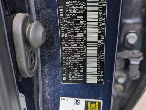 Used 2023 Toyota Corolla LE FWD image 23