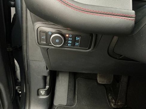 Used 2025 Ford Explorer ST AWD/4WD image 21