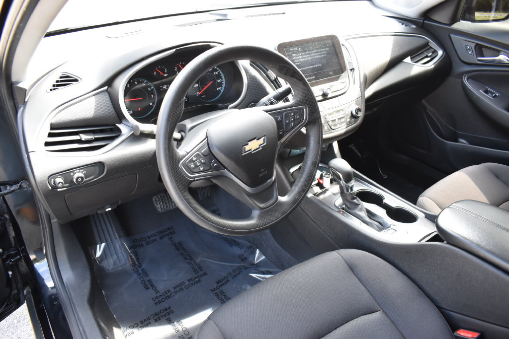Used 2023 Chevrolet Malibu LT w/ Driver Confidence Package FWD image 11