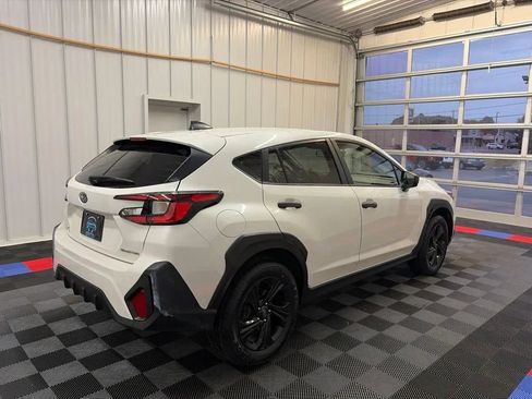 Used 2024 Subaru Crosstrek 2.0i AWD/4WD image 4