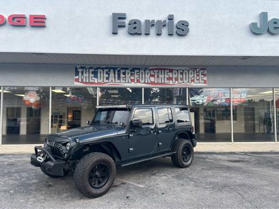 Used 2017 Jeep Wrangler Unlimited Rubicon w/ Connectivity Group