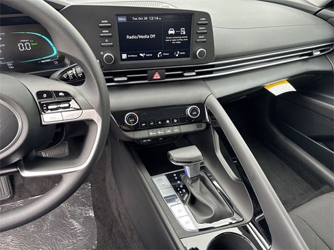 New 2026 Hyundai Elantra Blue image 27