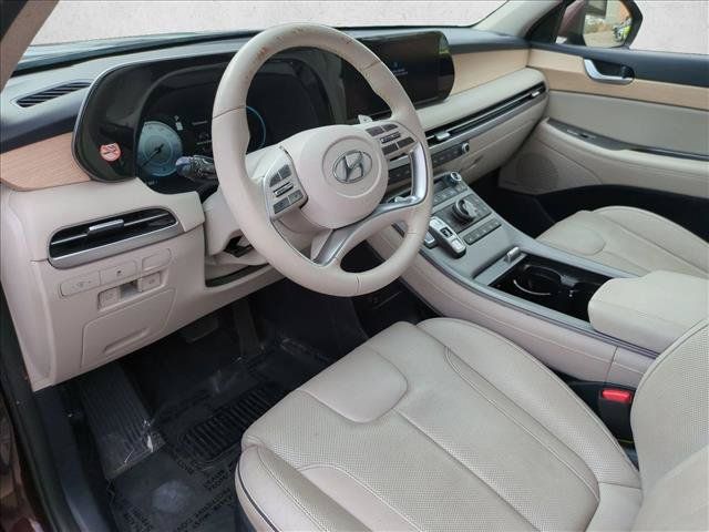 Used 2024 Hyundai Palisade Limited FWD image 10