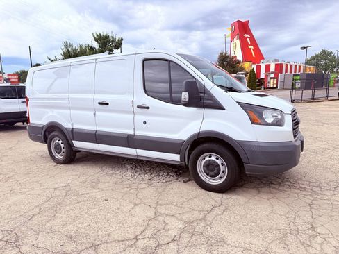 Used 2018 Ford Transit 150 130 Low Roof RWD image 2
