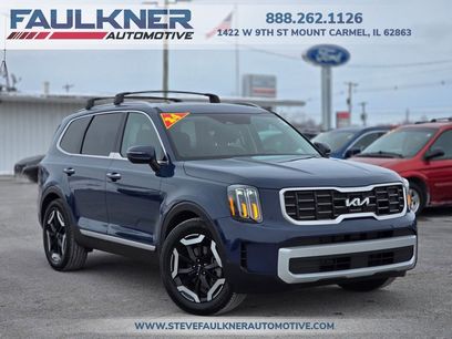 Used 2024 Kia Telluride S w/ S Sunroof Package